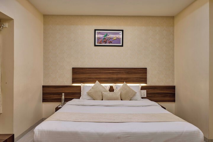 Room 30 of 54