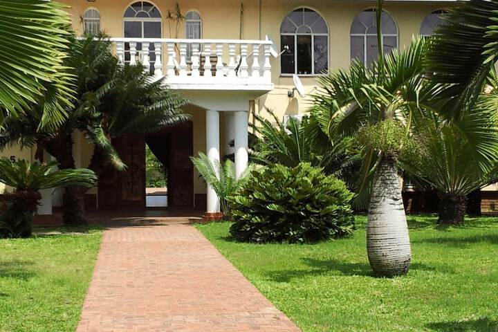 Hotel 5 of 9