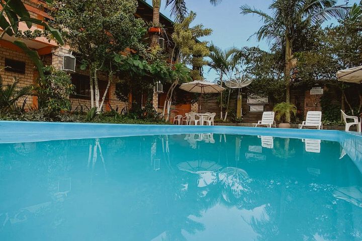 Pool Hotel