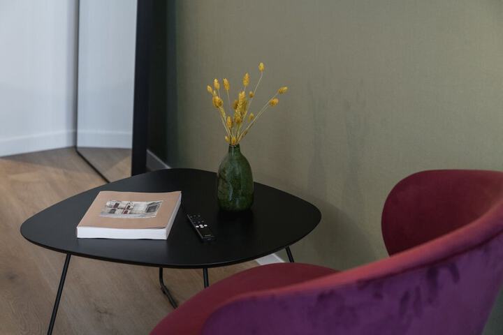 Room 13 of 28