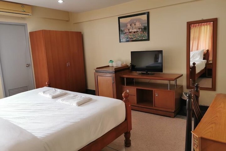 Room 20 of 108