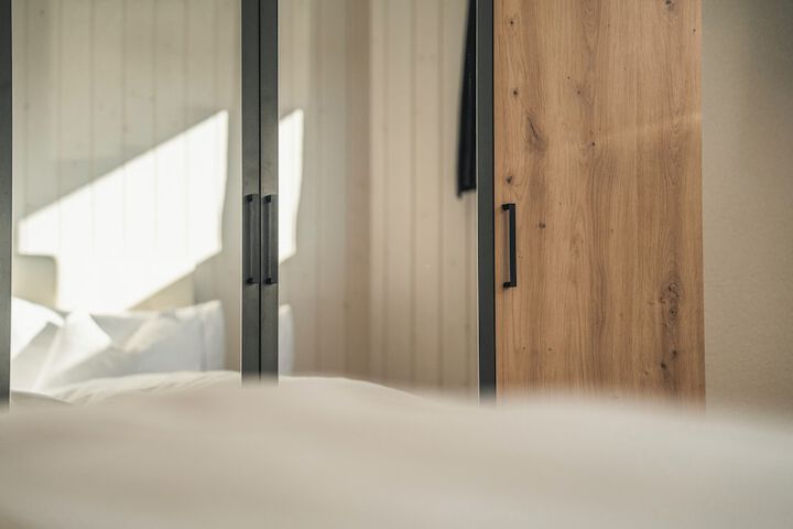 Room 44 of 224