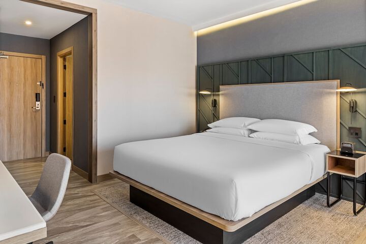 Room 19 of 54