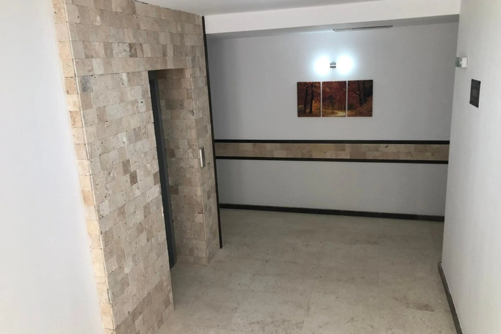 Room 11 of 21