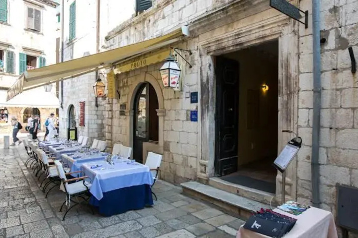 Exterior of LJUBAS ROOMS OLD TOWN