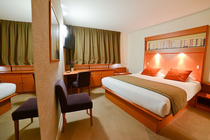 Room 35 of 113