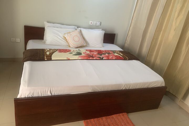 Room 5 of 40