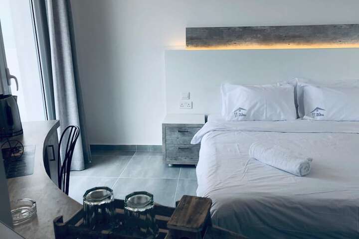 Room 47 of 99