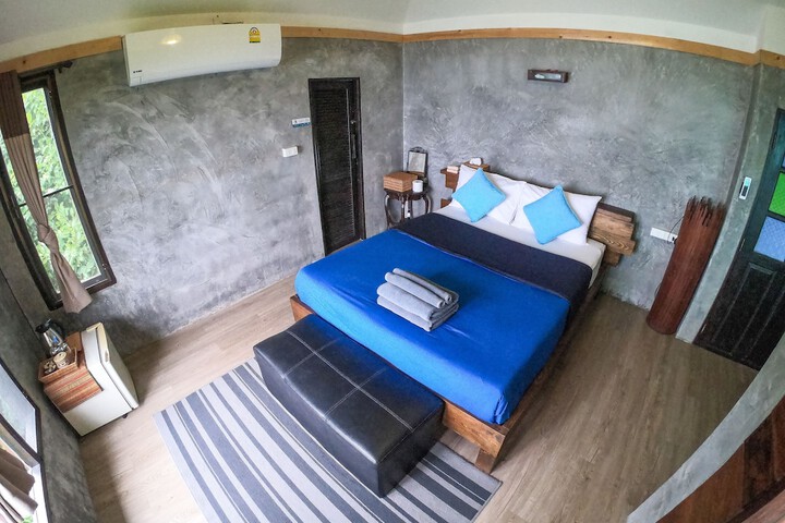 Room 20 of 40