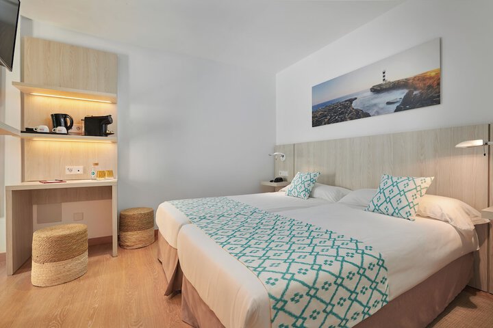 Room 14 of 73