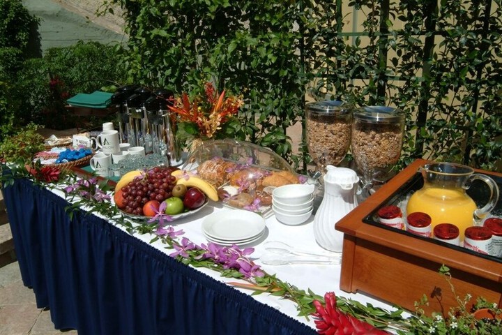Breakfast/Coffee Service 26 of 55