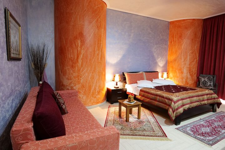 Room 2 of 45