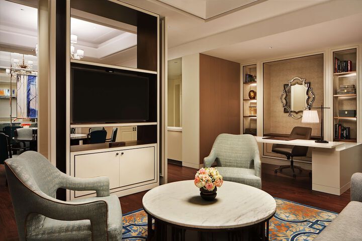 Room 41 of 104