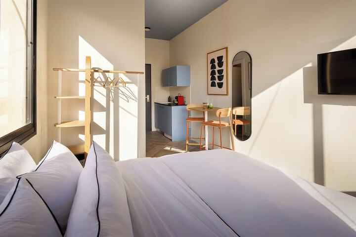 Room 15 of 41