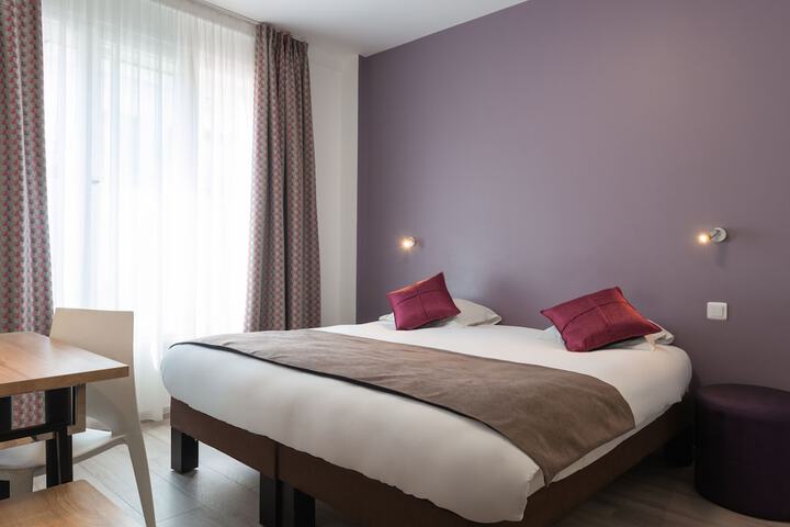Room 4 of 26