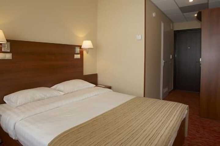 Room 29 of 115