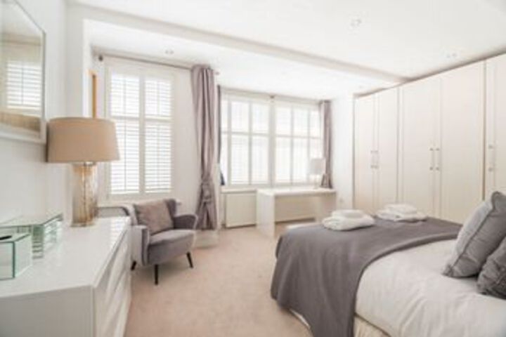 Room 15 of 30