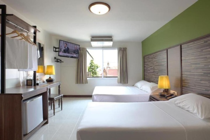 Room 20 of 98