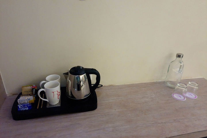 Room 10 of 71