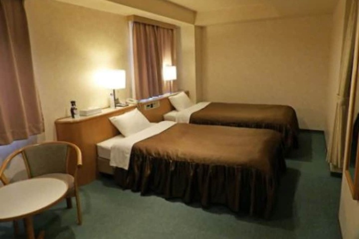 Room 5 of 31