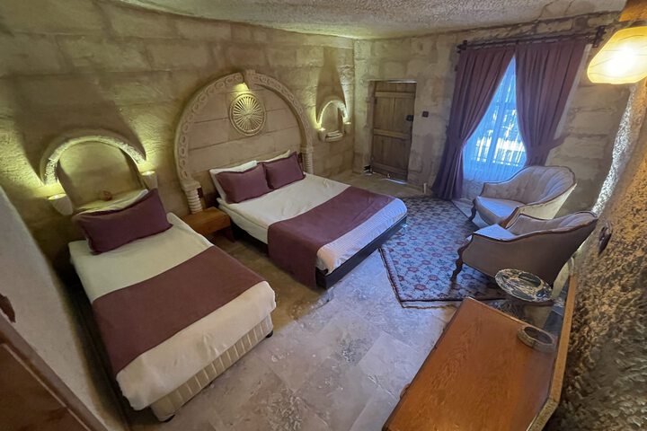 Room 4 of 31