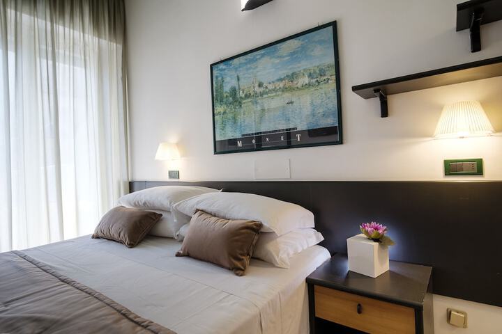 Room 18 of 40