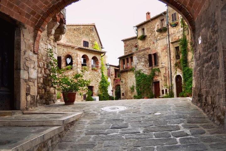 Casa Delle Mura