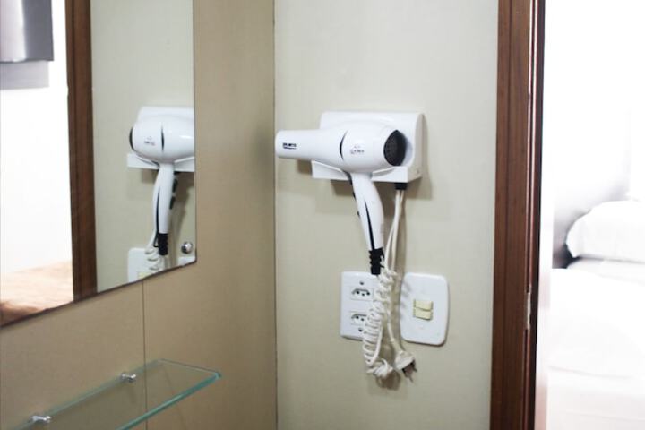 Room 17 of 22