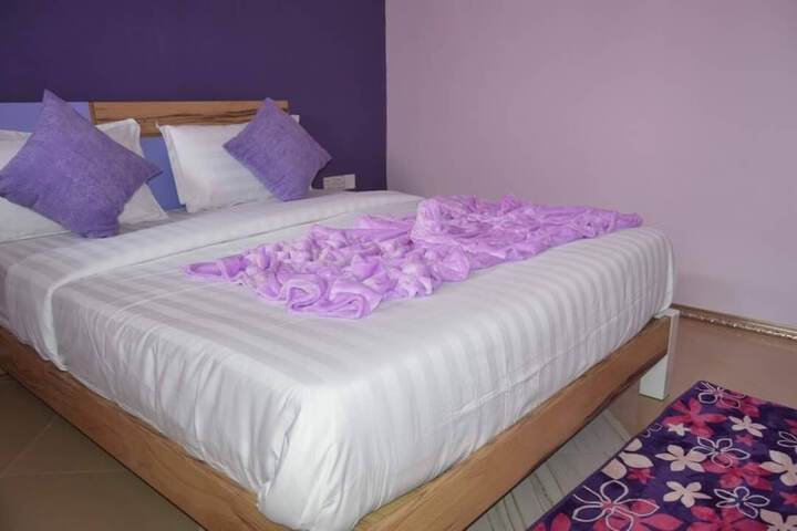 Room 5 of 29