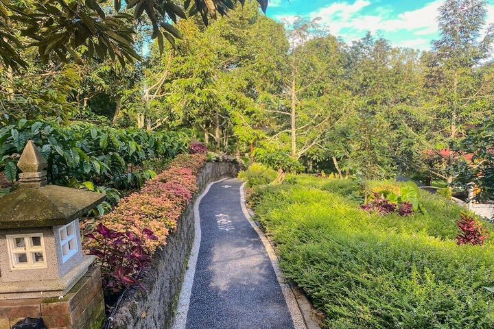 Property Grounds 21 of 26