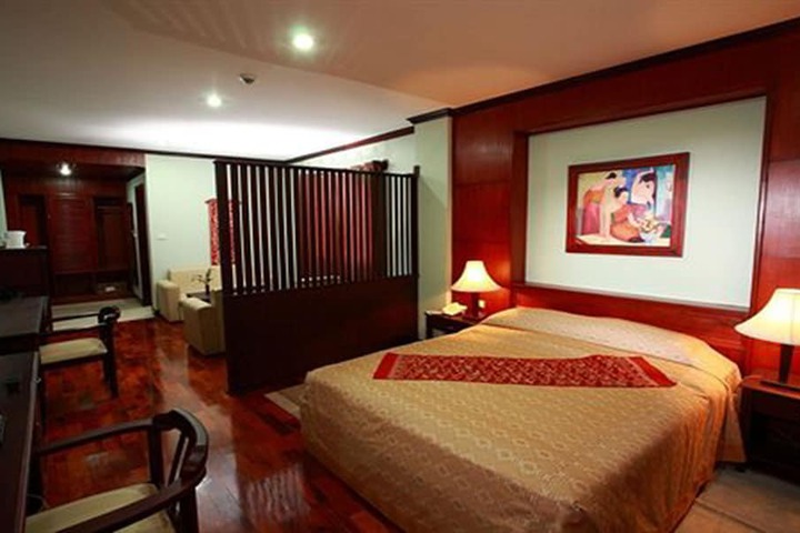 Room 16 of 31