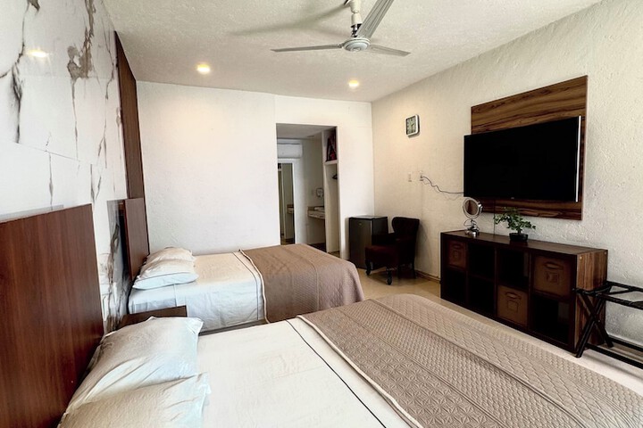 Room 21 of 54