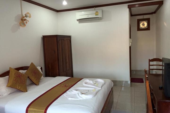 Leuang Kham Hotel