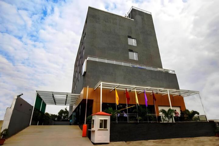 We Hotels Chinchwad Pune