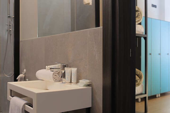 Clean Restrooms