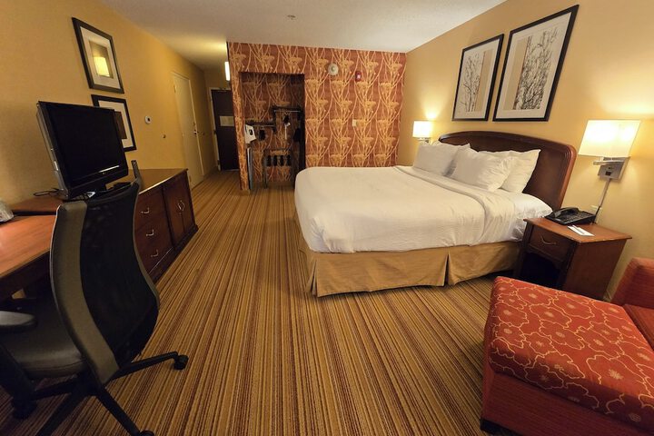 Room 26 of 135