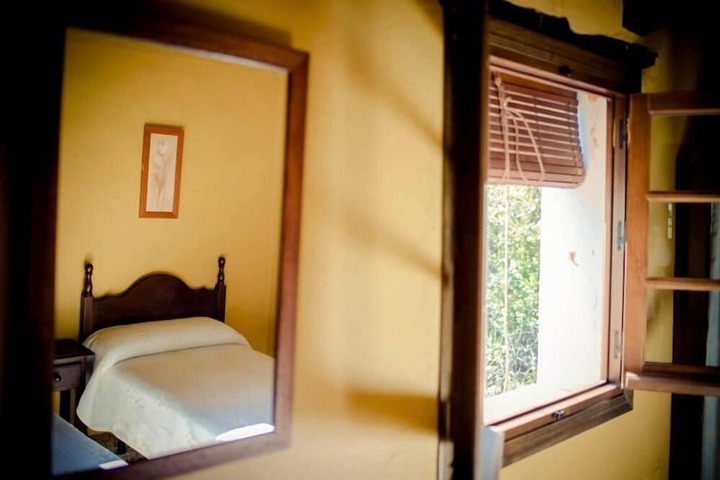 Room 8 of 44