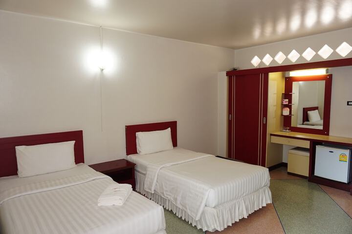 Room 13 of 62