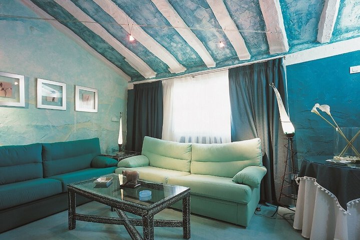Room 9 of 64
