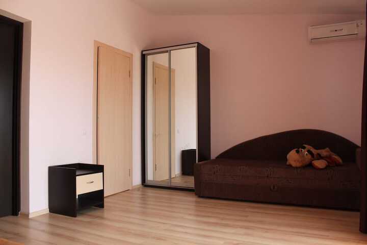 Room 7 of 57