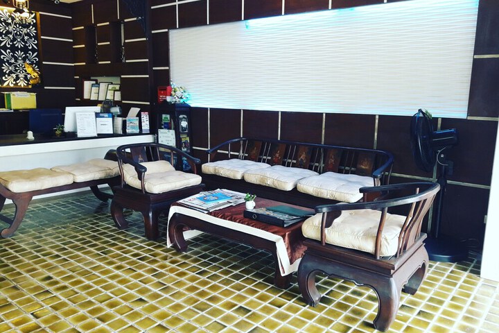 Hotel Interior 9 of 48