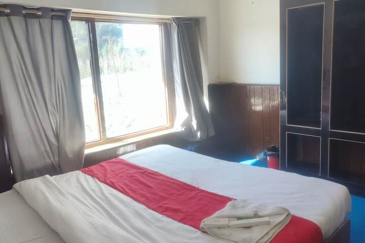 Room 18 of 43