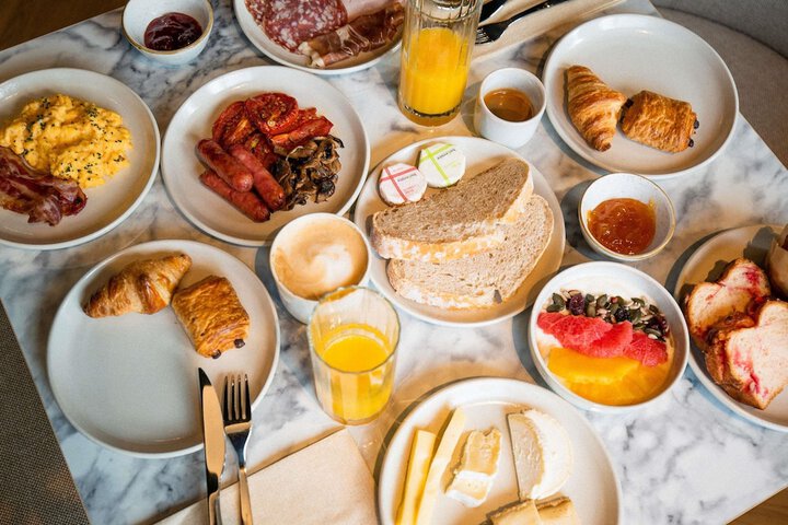 Breakfast/Coffee Service 48 of 108