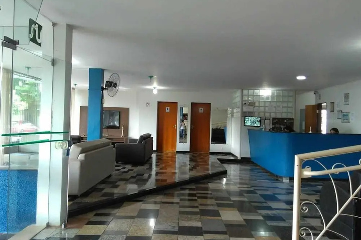 Room 11 of 13