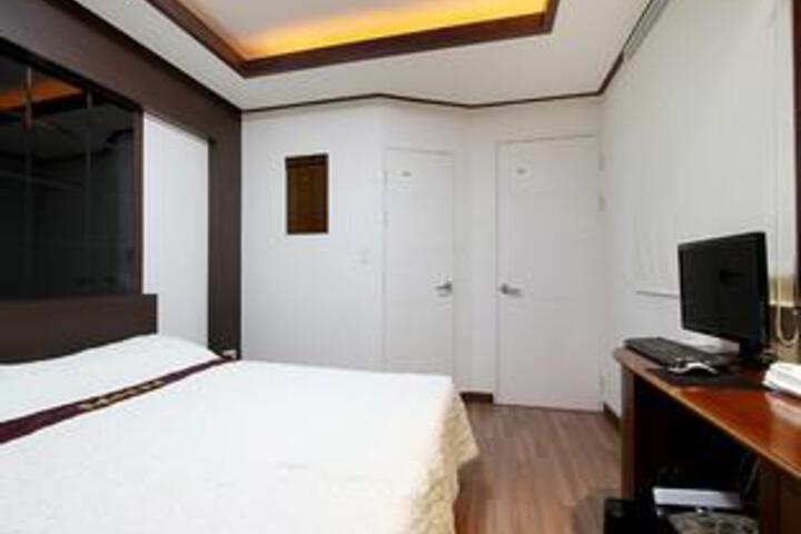 Valentine Motel & Pension