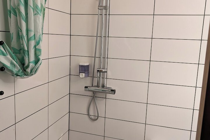 Room 15 of 25