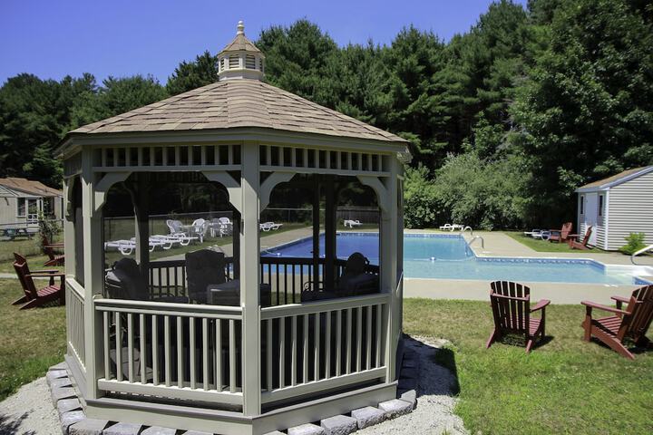 Pool 39 of 46