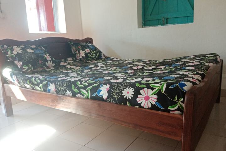 Room 2 of 7