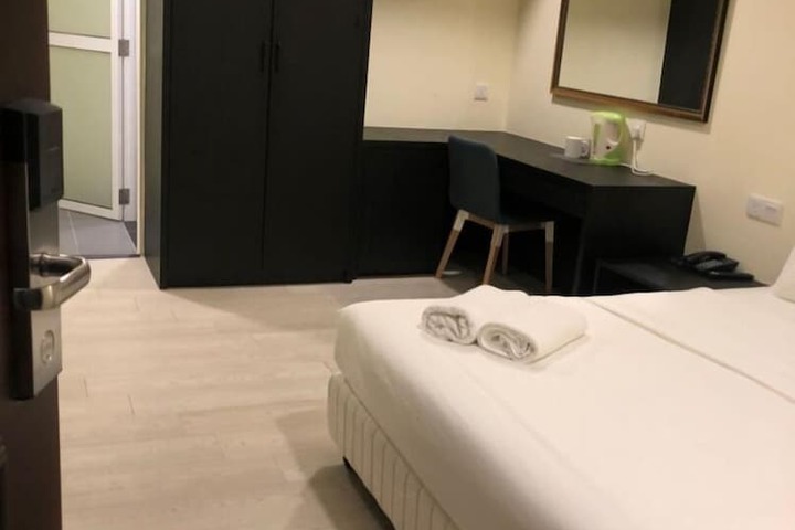 Room 7 of 47