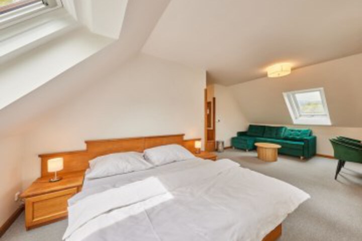 Room 20 of 74